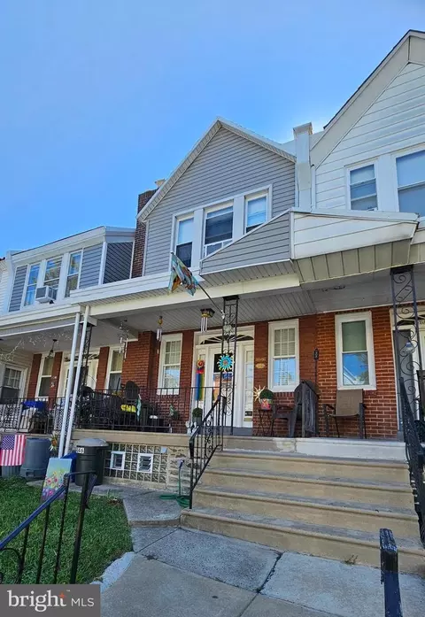4046 Aldine St, Philadelphia, PA 19136