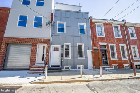 1721 S Orianna St, Philadelphia, PA 19148