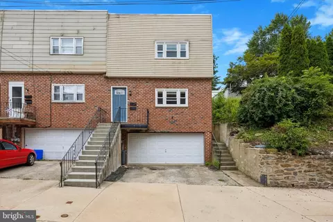 357 Hermitage St, Philadelphia, PA 19128
