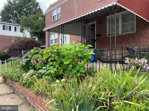 603 Green Ln, Philadelphia, PA 19128