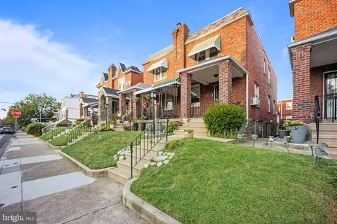 653 Atwood Rd, Philadelphia, PA 19151