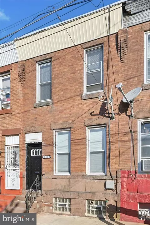 3422 Helen St, Philadelphia, PA 19134