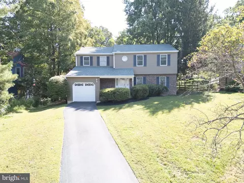 947 Caledonia St, Philadelphia, PA 19128