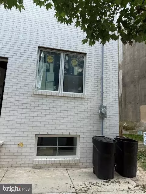 1437 N 28th St, Philadelphia, PA 19121