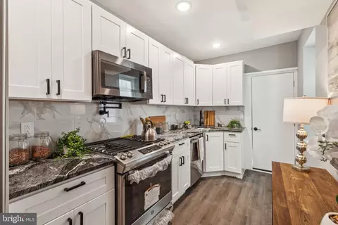 2536 N Lee St, Philadelphia, PA 19125