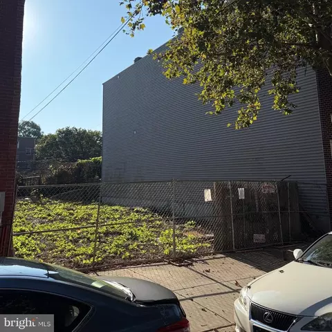 1411 N Bouvier St, Philadelphia, PA 19121