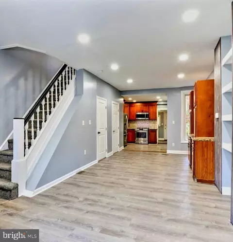 6133 Delancey St, Philadelphia, PA 19143