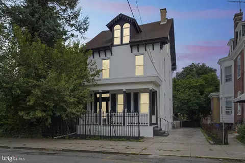 200 E Price St, Philadelphia, PA 19144