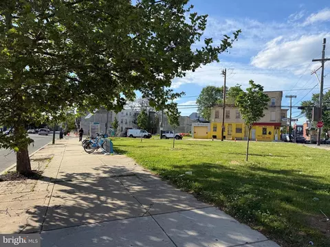 4211 Lancaster Ave, Philadelphia, PA 19104