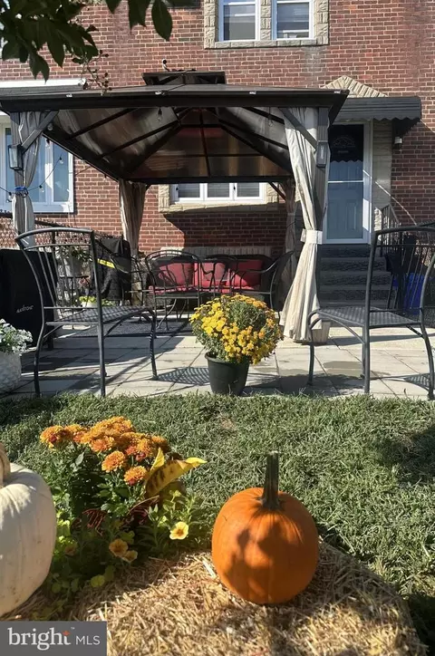 3504 Decatur St, Philadelphia, PA 19136