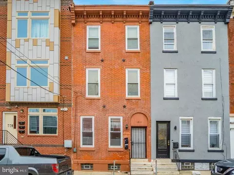 1912 Ingersoll St, Philadelphia, PA 19121