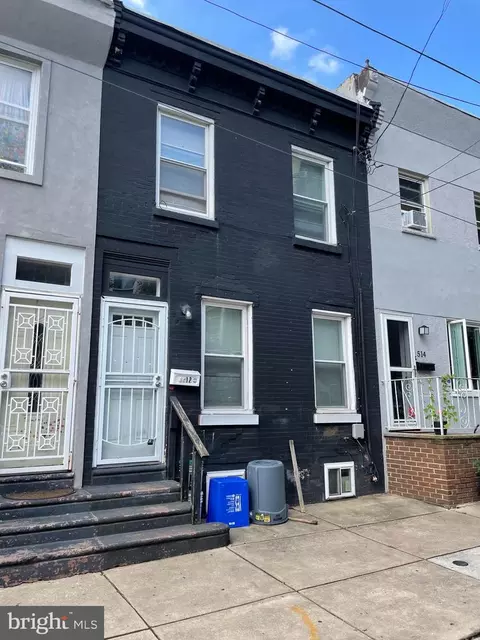 512 Watkins St, Philadelphia, PA 19148
