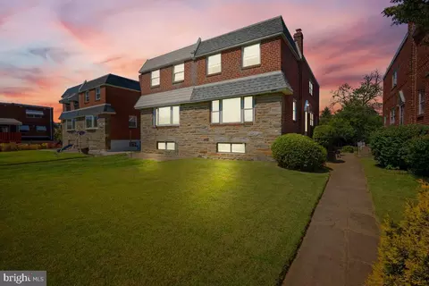 7416 Revere St, Philadelphia, PA 19152
