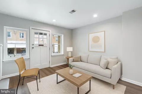 5520 Matthews St, Philadelphia, PA 19138