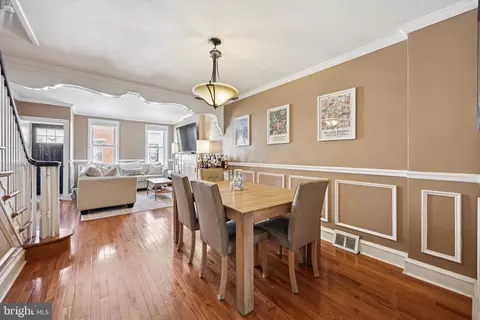 118 Mcclellan St, Philadelphia, PA 19148