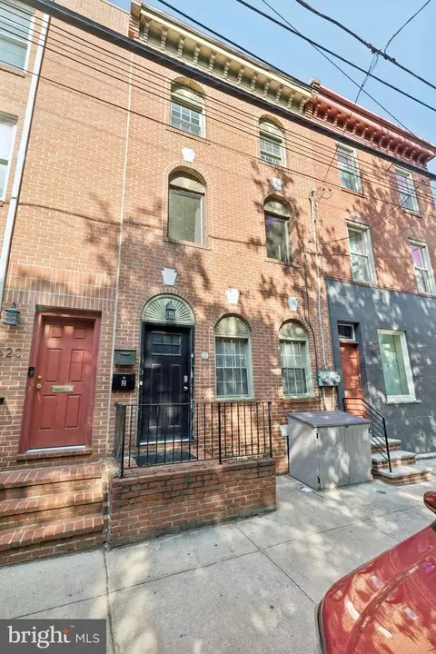 618 S 21st St, Philadelphia, PA 19146
