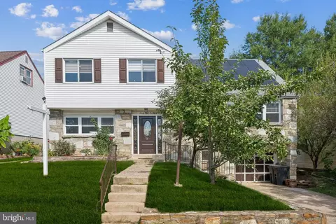 9810 Bridle Rd, Philadelphia, PA 19115