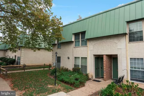 441 00 Tomlinson Rd #E1, Philadelphia, PA 19116
