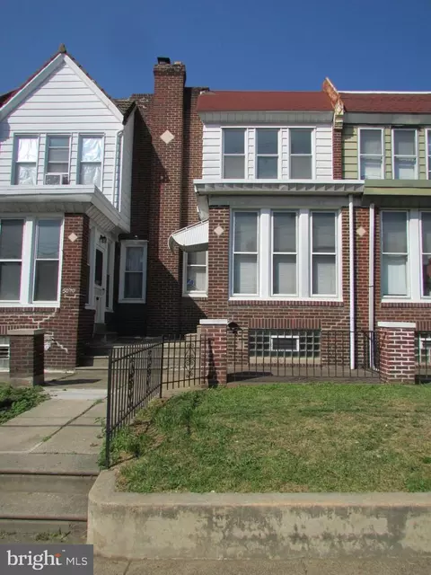 5072 F St, Philadelphia, PA 19124