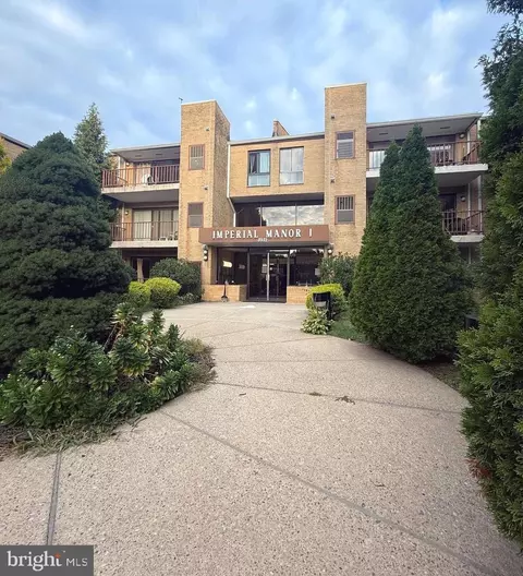 8910 Krewstown Rd #111, Philadelphia, PA 19115