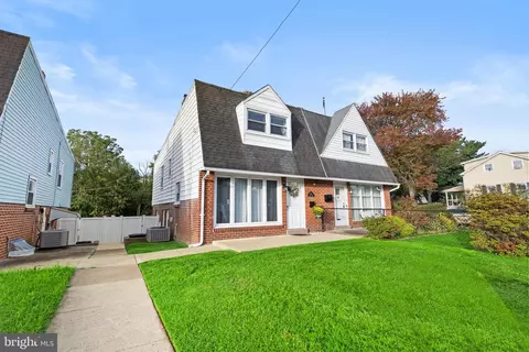 3602 Glenn St, Philadelphia, PA 19114