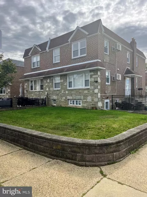 1700 Kendrick St, Philadelphia, PA 19152