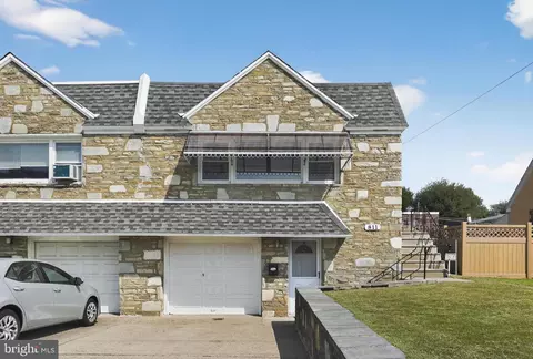 811 Borbeck Ave, Philadelphia, PA 19111