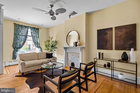 1303 W Porter St, Philadelphia, PA 19148
