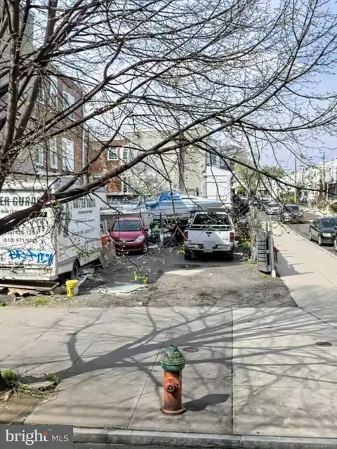 6219 Market St, Philadelphia, PA 19139