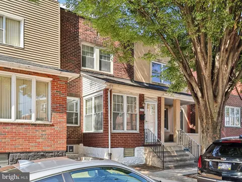 2710 S 11th St, Philadelphia, PA 19148