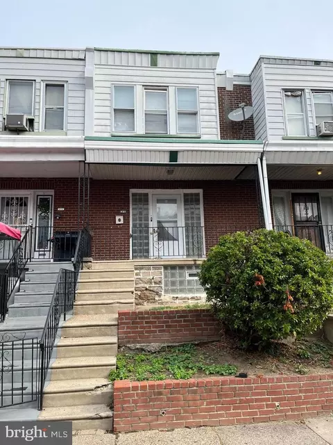 421 Roselyn St, Philadelphia, PA 19120