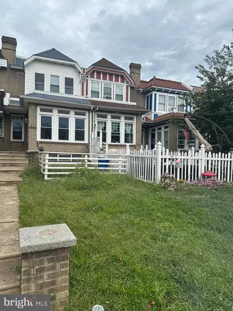 3557 Oakmont St, Philadelphia, PA 19136