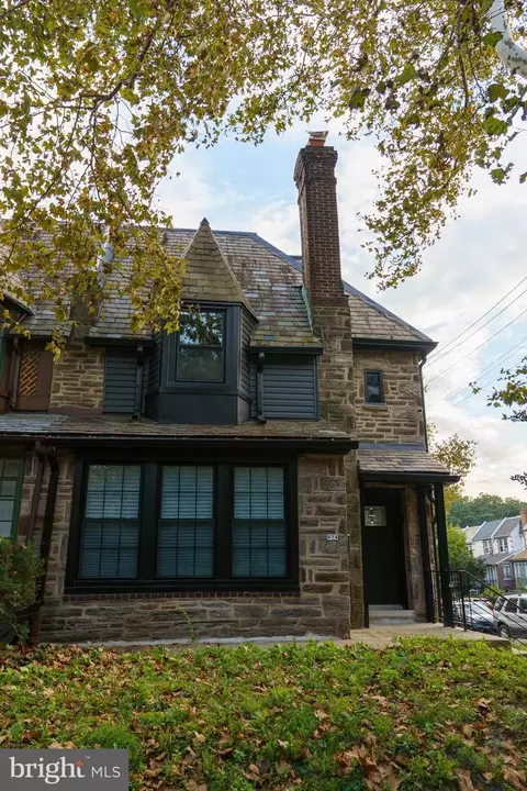 624 W Godfrey Ave, Philadelphia, PA 19126