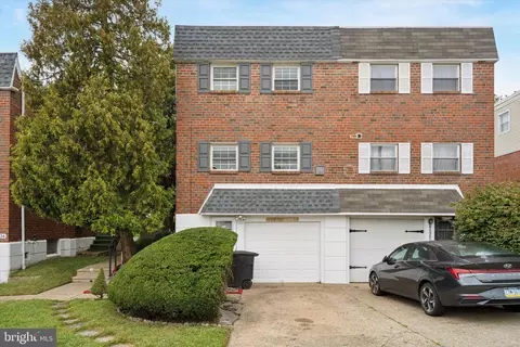 10236 Jeanes St, Philadelphia, PA 19116