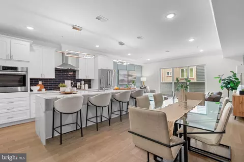107 Ellsworth St, Philadelphia, PA 19147