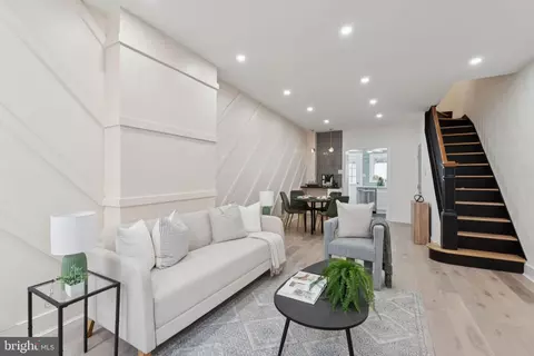 714 Salter St, Philadelphia, PA 19147