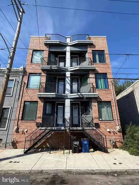 1330 S 31st St, Philadelphia, PA 19146