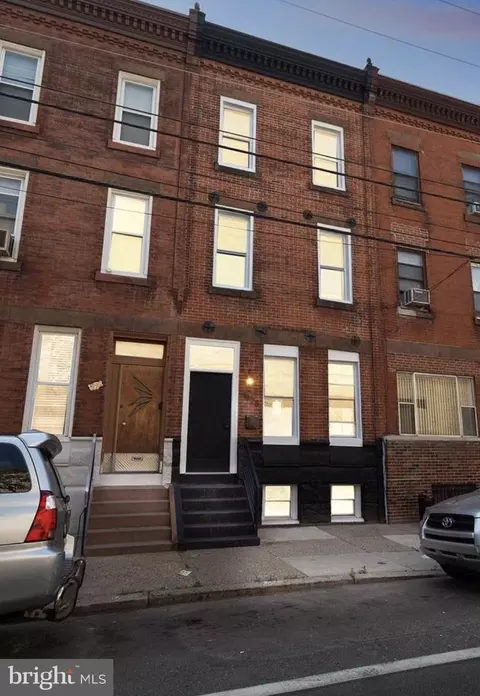 1928 S 15th St, Philadelphia, PA 19145