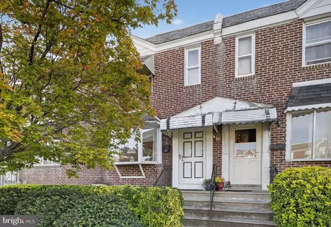 7137 Walker St, Philadelphia, PA 19135