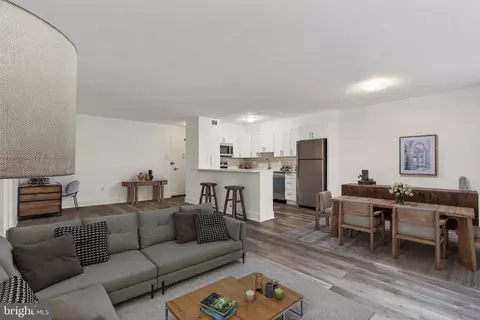 1900 John F Kennedy Blvd #307, Philadelphia, PA 19103