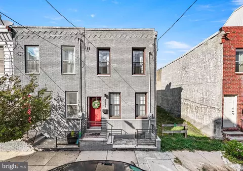 1813 Fernon St, Philadelphia, PA 19145