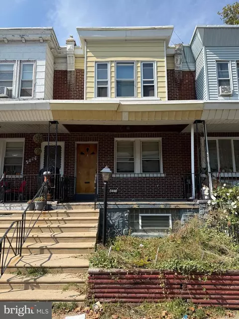 5446 Akron St, Philadelphia, PA 19124