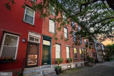 2106 Christian St, Philadelphia, PA 19146