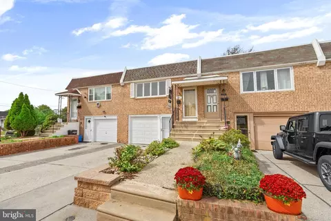 3326 Elliston Cir, Philadelphia, PA 19114