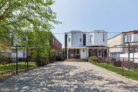 1821 W Porter St, Philadelphia, PA 19145