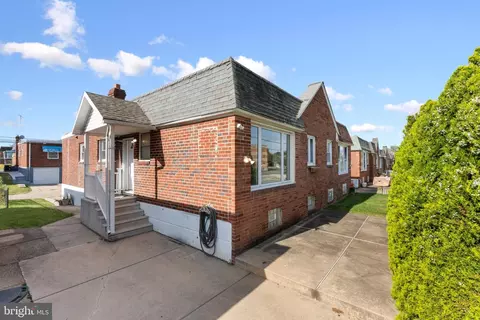 2120 Napfle St, Philadelphia, PA 19152