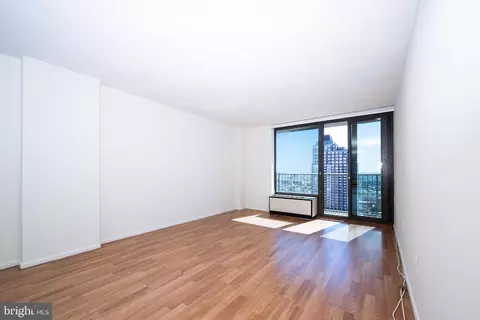 1420 00 Locust St #24R, Philadelphia, PA 19102