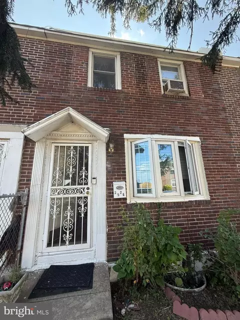 2526 S Alden St, Philadelphia, PA 19143