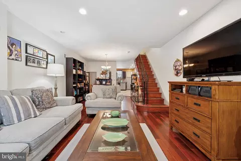 2423 S Bancroft St, Philadelphia, PA 19145