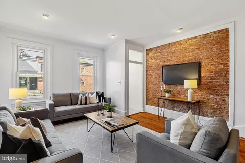 1523 S 16th St, Philadelphia, PA 19146